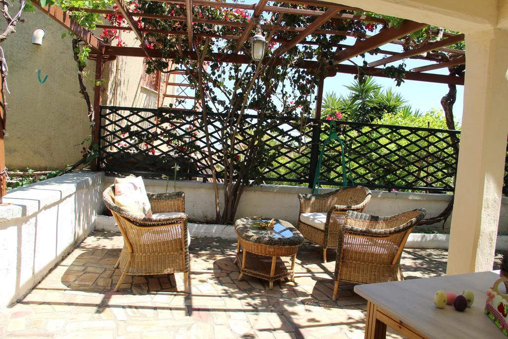 Vila Chios Stone House Vrontádos Exteriér fotografie